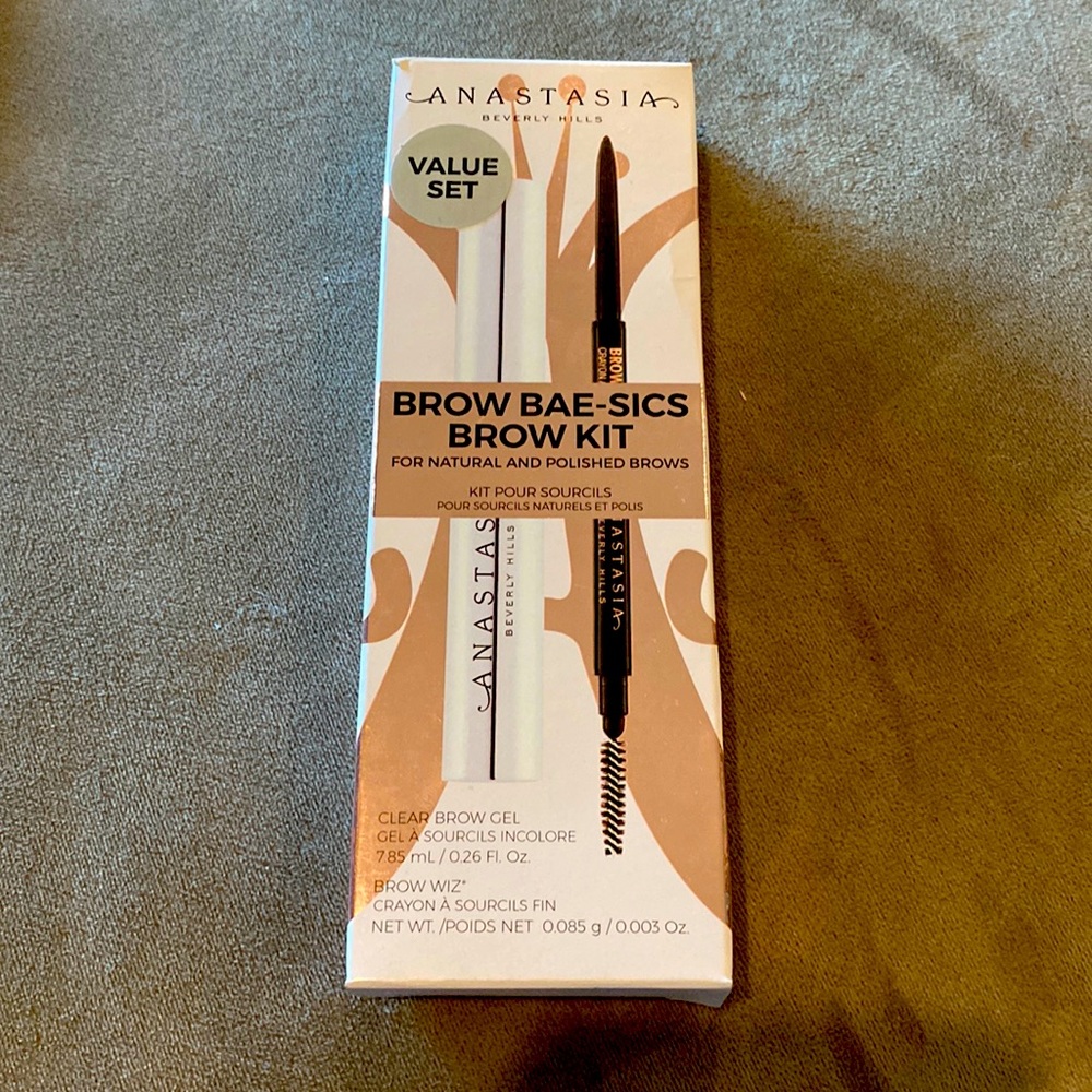 Anastasia Beverly Hills Brow Kit in Soft Brown
